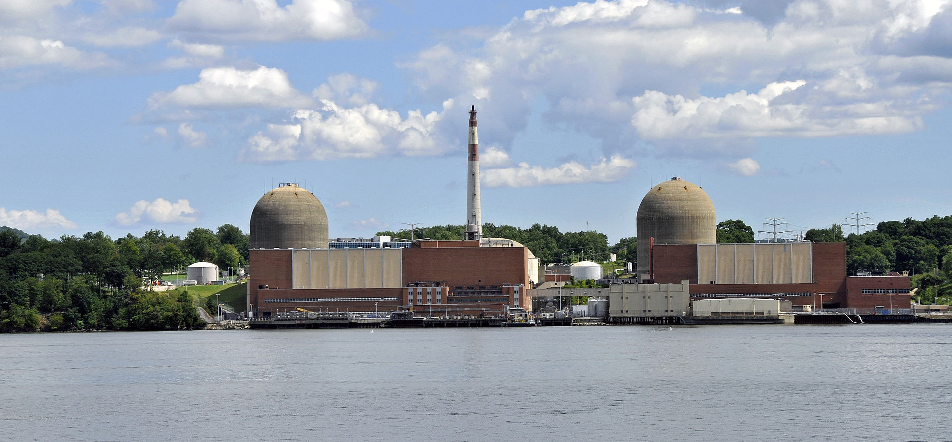 indian_point_nuclear_power_plant