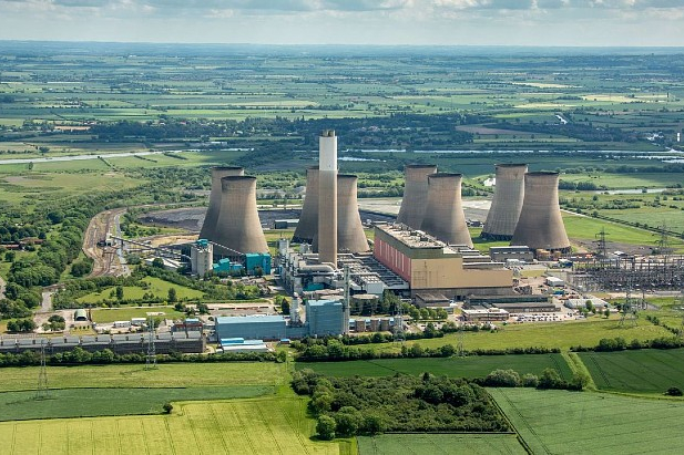La centrale de Cottam, avant la démolition de ses tours aéroréfrigérantes en 2025. (Photo : EDF Energy)